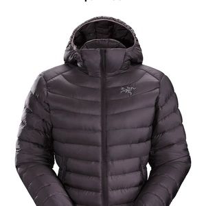 New Arc’Teryx jacket xs